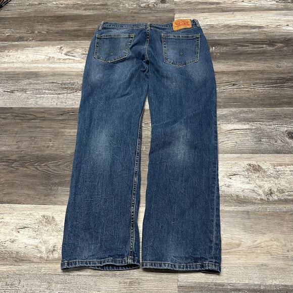 Levis 514 Red Tab Faded Mid Wash Blue Mens 33x30 Straight Leg Denim Jeans Casual - Picture 3 of 11